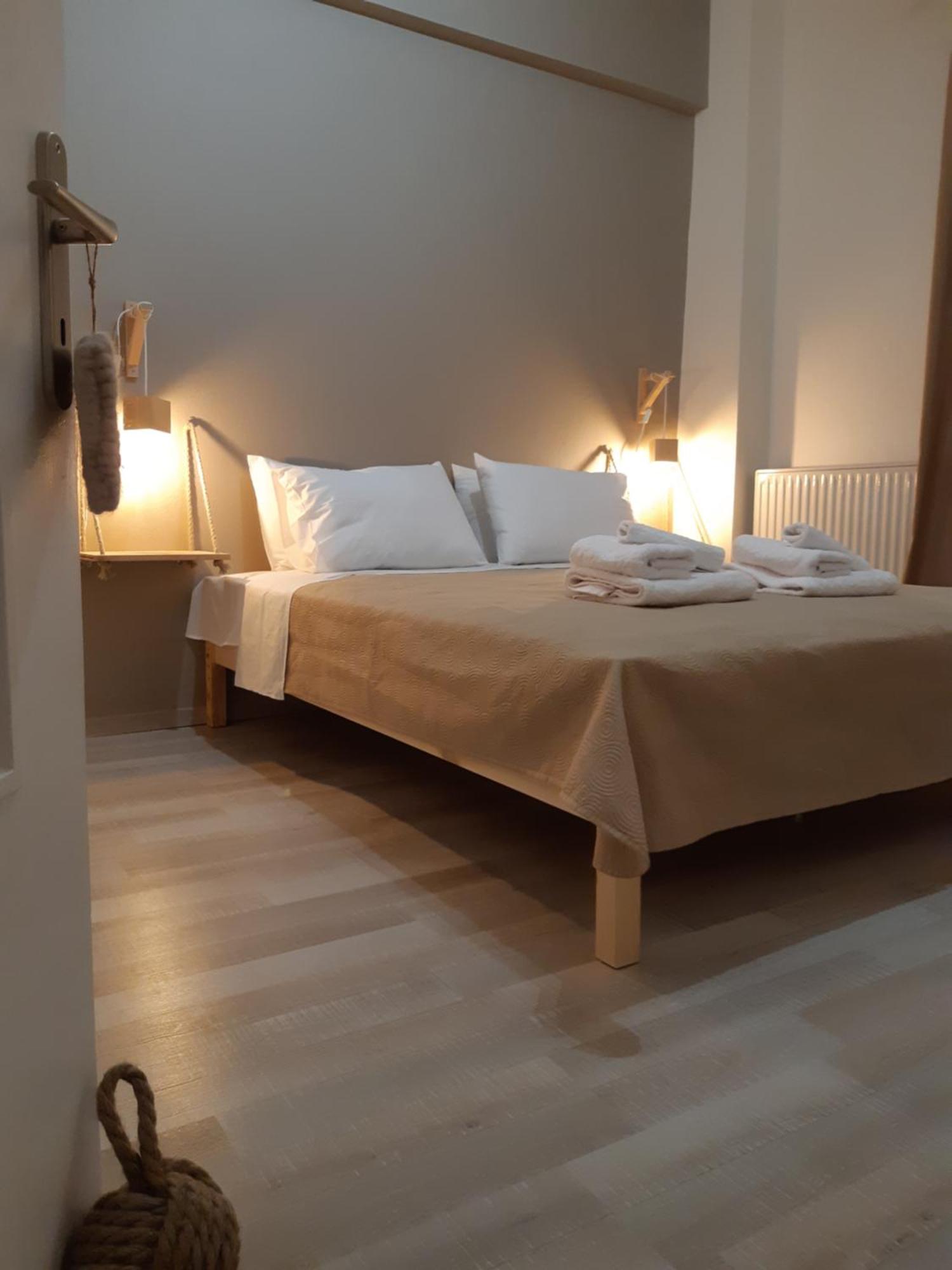 Delphic Moments - Sunny App 3Br, 2Ba With Viewアパートメント エクステリア 写真
