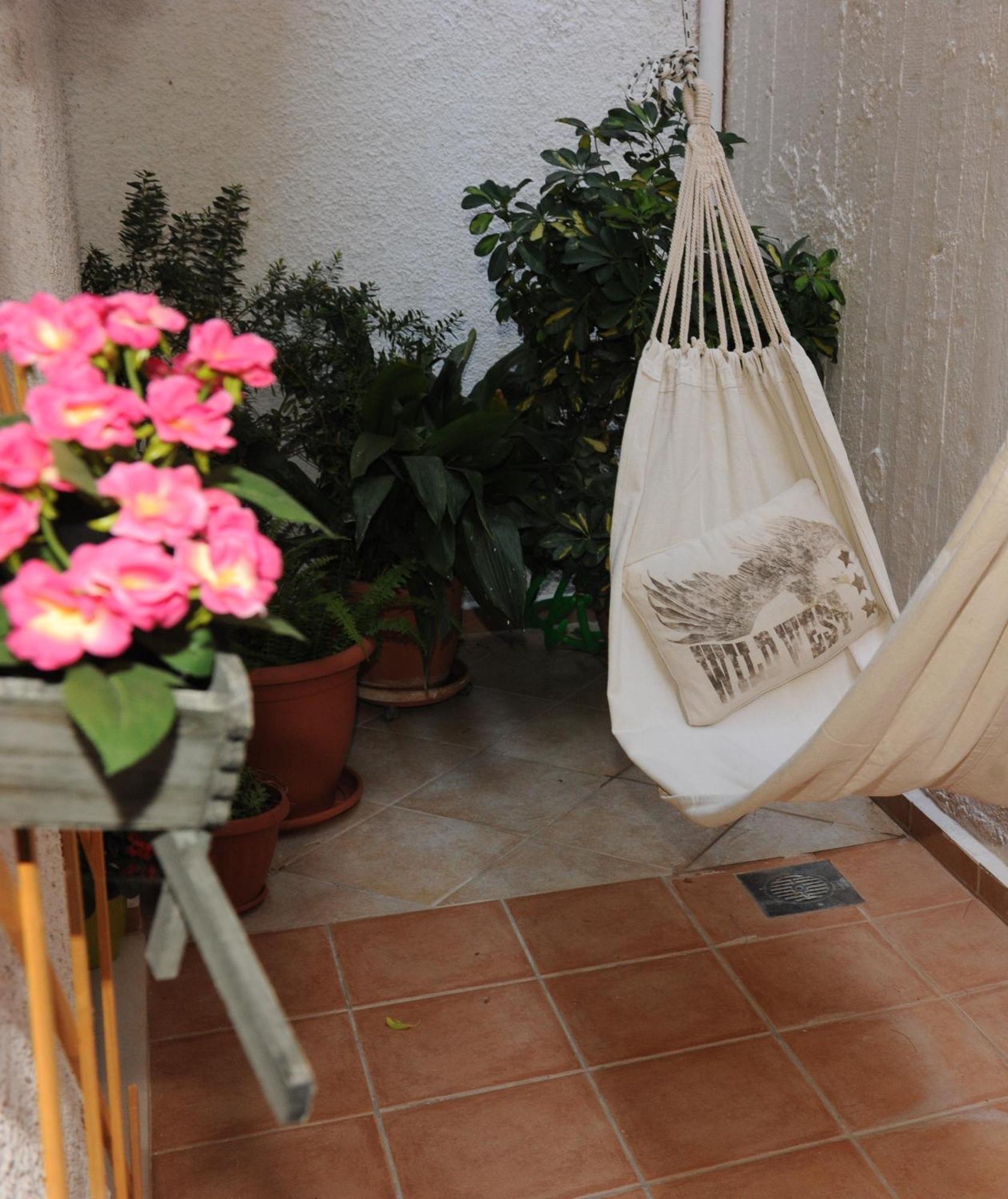 Delphic Moments - Sunny App 3Br, 2Ba With Viewアパートメント エクステリア 写真