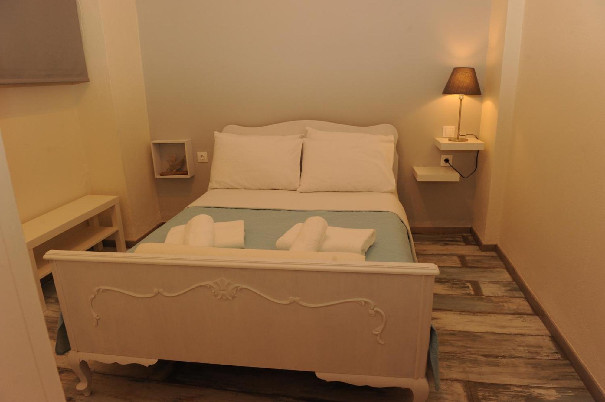 Delphic Moments - Sunny App 3Br, 2Ba With Viewアパートメント エクステリア 写真